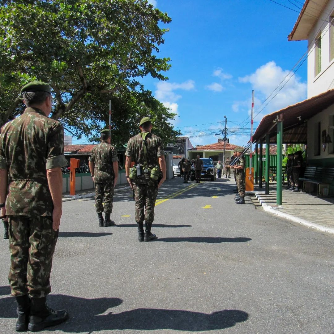 Visita do Comandante Militar do Nordeste ao 15º BI Mtz